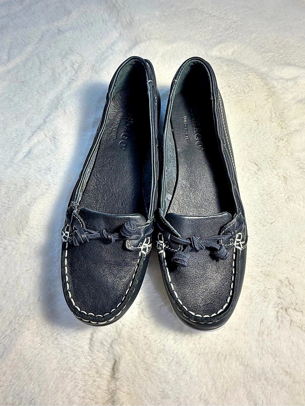 Sebago Docksides Navy Blue Leather & White Soles Size 7.5